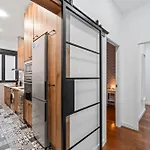 Charlot Center Ii By Suncastle Apartamento *